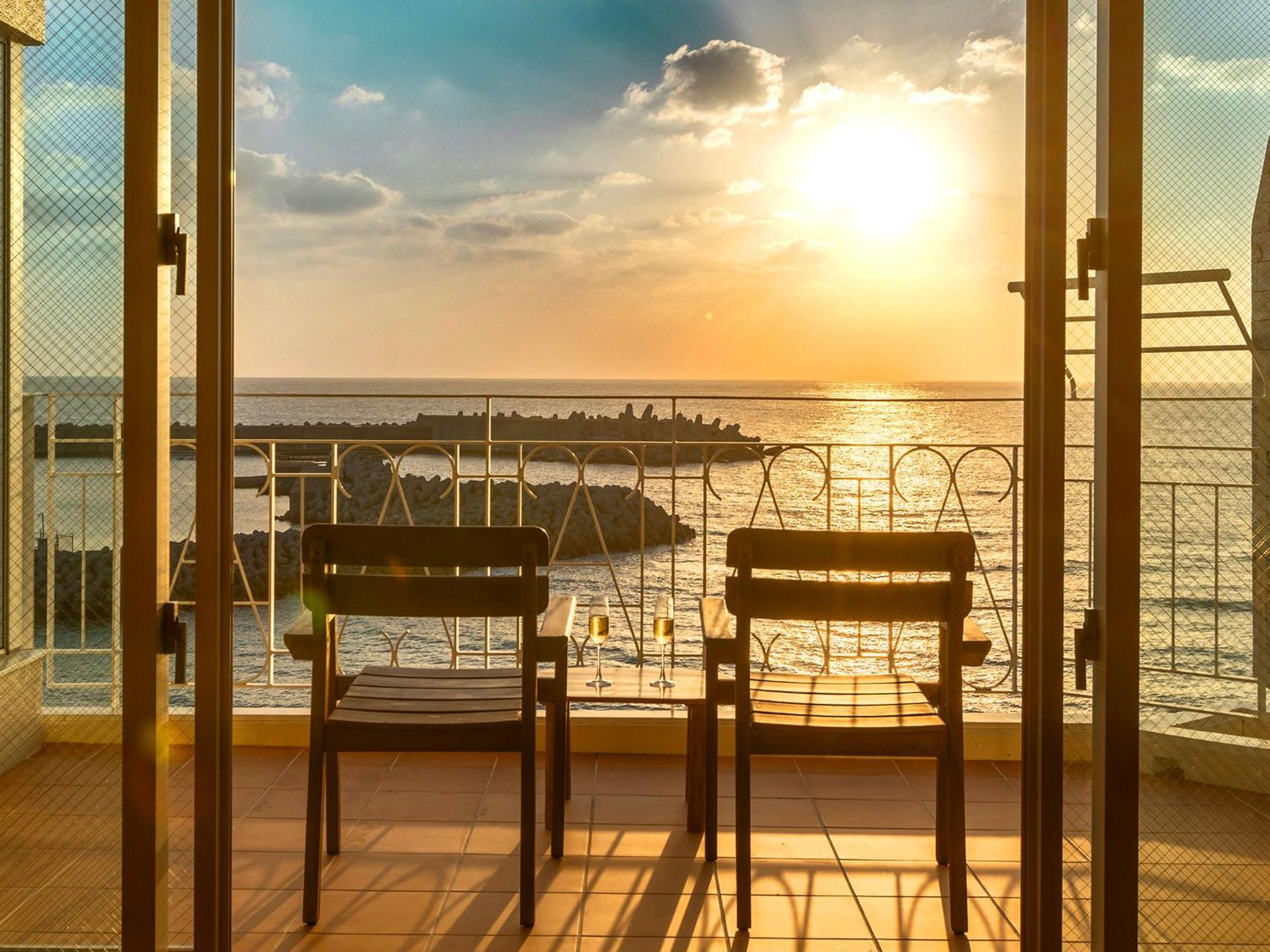 فندق Umi No Terrace Yomitan Toya المظهر الخارجي الصورة